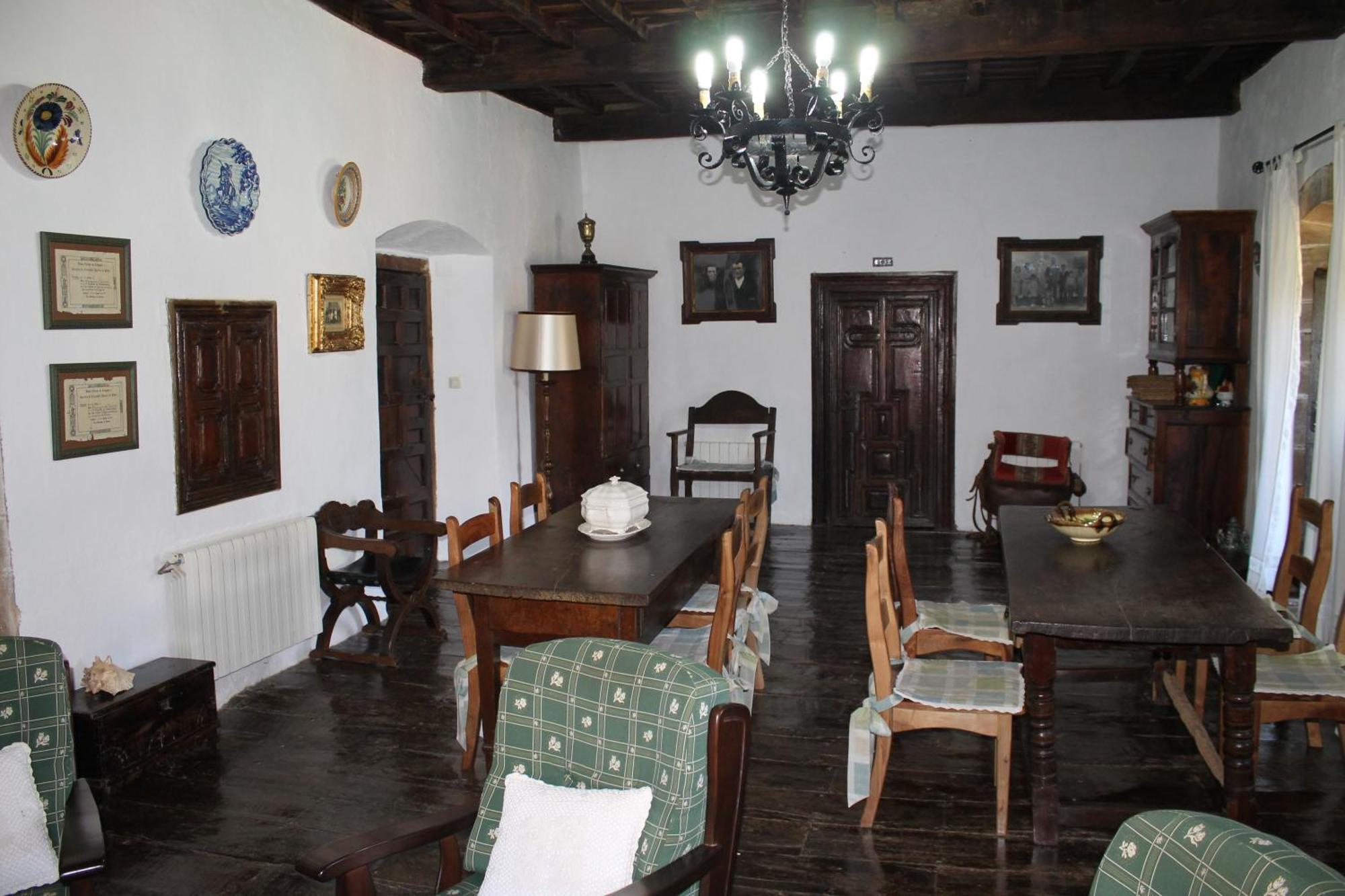 Гостевой дом Casona De Trevino Косгайя Экстерьер фото